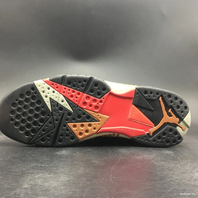 Shimmer Jordan  AT3375-200 7 Retro Patta 0907